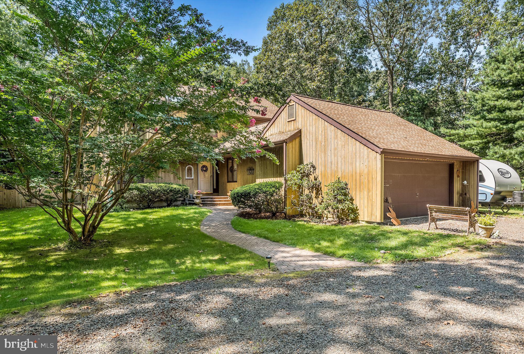 10 Forest Lane Tabernacle, NJ 08088 - Photo 2 of 34