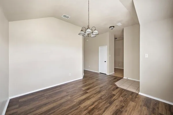 $2,300 | 812 Sierra Circle Drive, Burleson, TX 76028