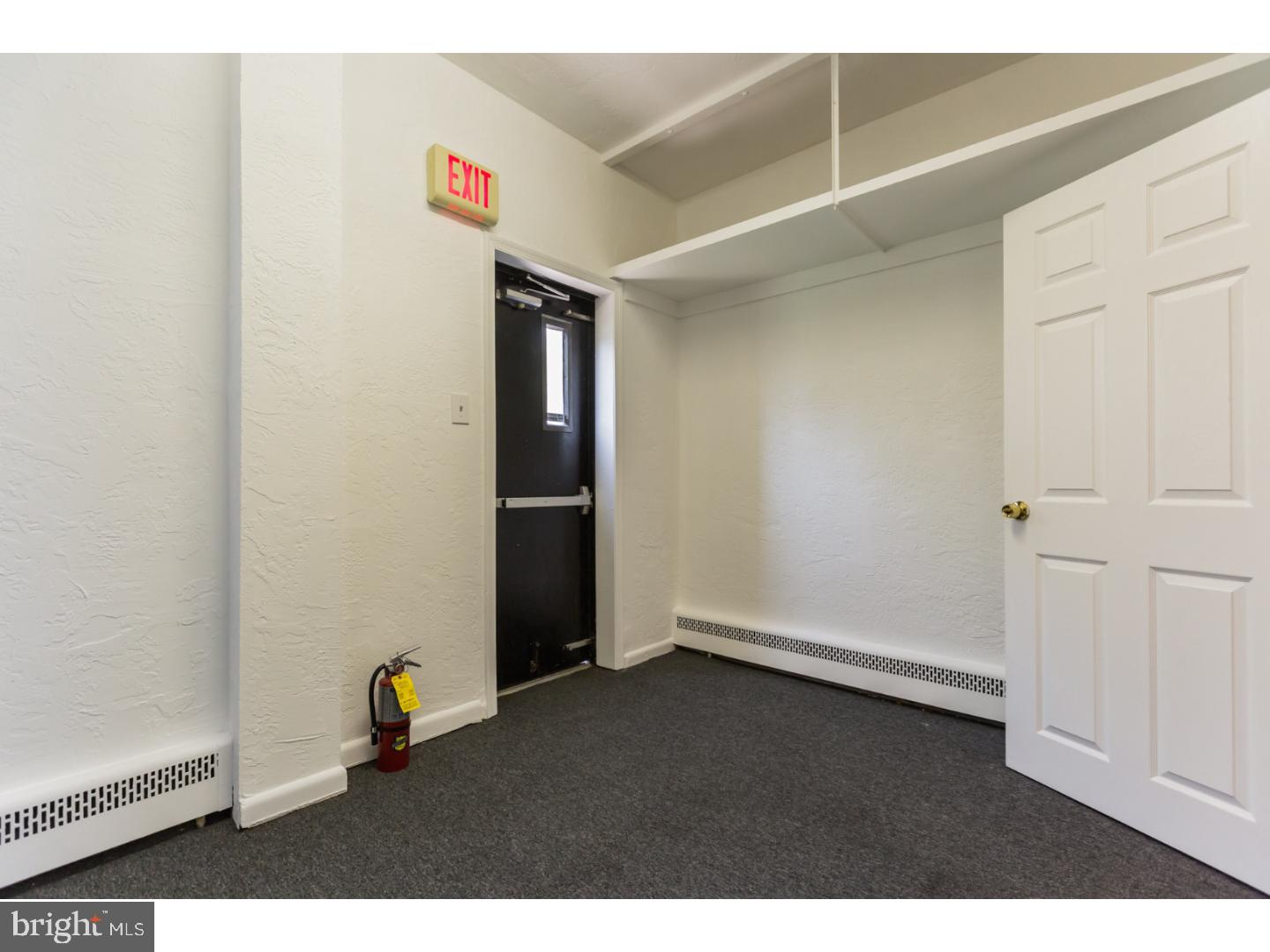 7124 Rising Sun Avenue Philadelphia, PA 19111 - Photo 9 of 25 Gallery Image 9