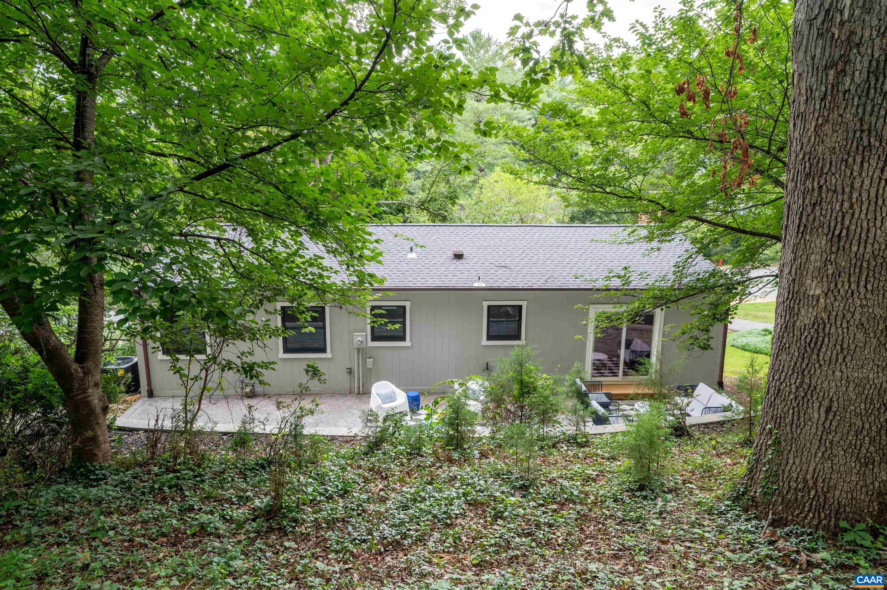 2232 Brandywine Drive Charlottesville, VA 22901 - Photo 49 of 53 a front view of a house with garden