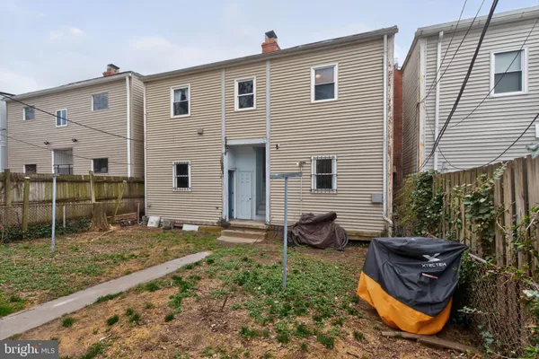 $1,900 | 1254 Simms Place Northeast, Unit 2, Washington, DC 20002