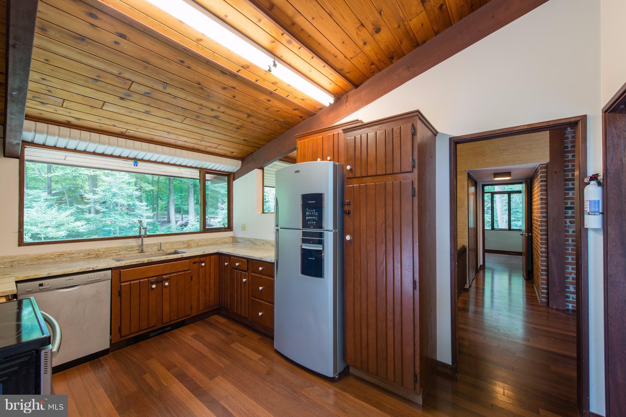 14710 Poplar Hill Road Accokeek, MD 20607 - Photo 14 of 28 Kitchen