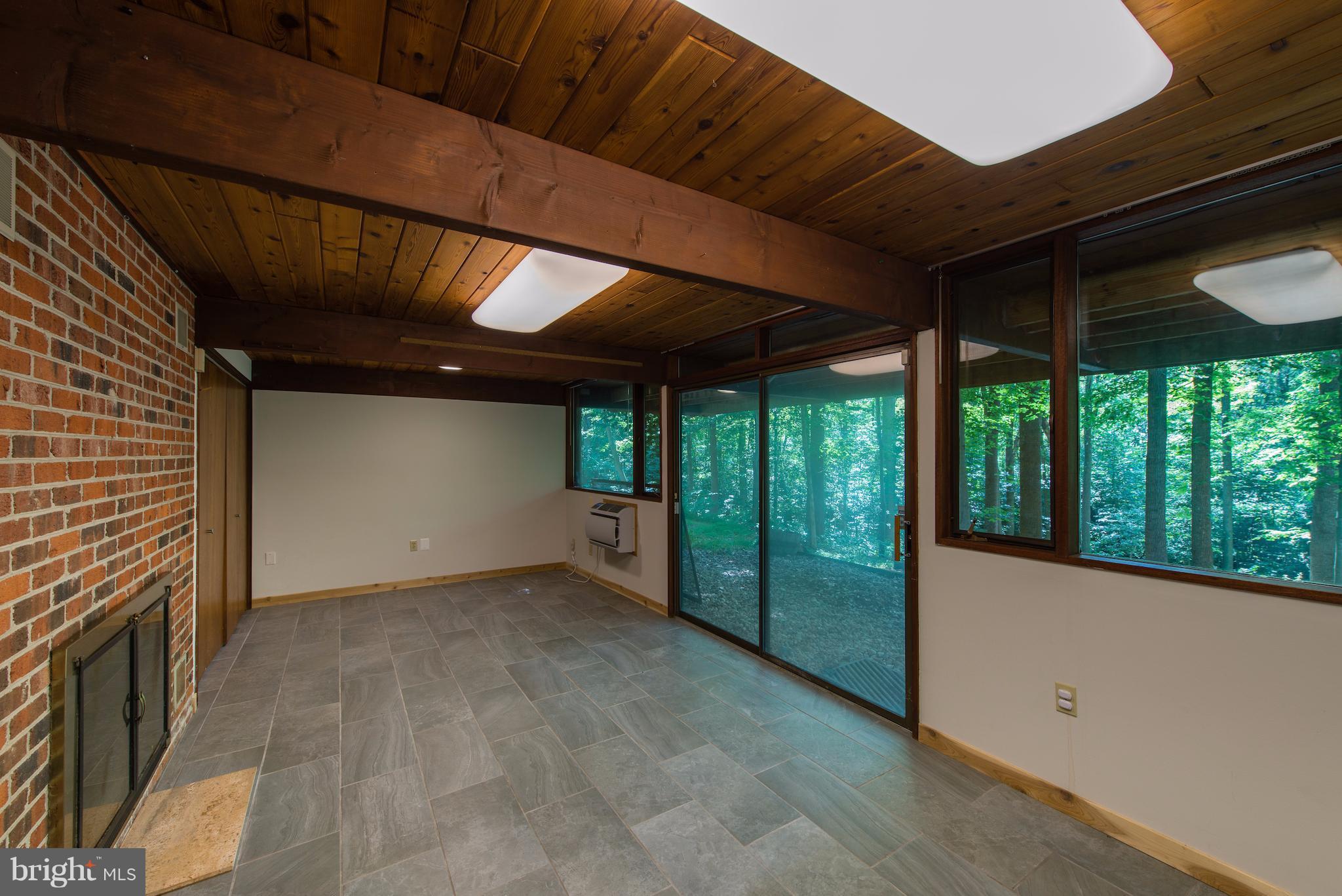 14710 Poplar Hill Road Accokeek, MD 20607 - Photo 19 of 28 Family Room