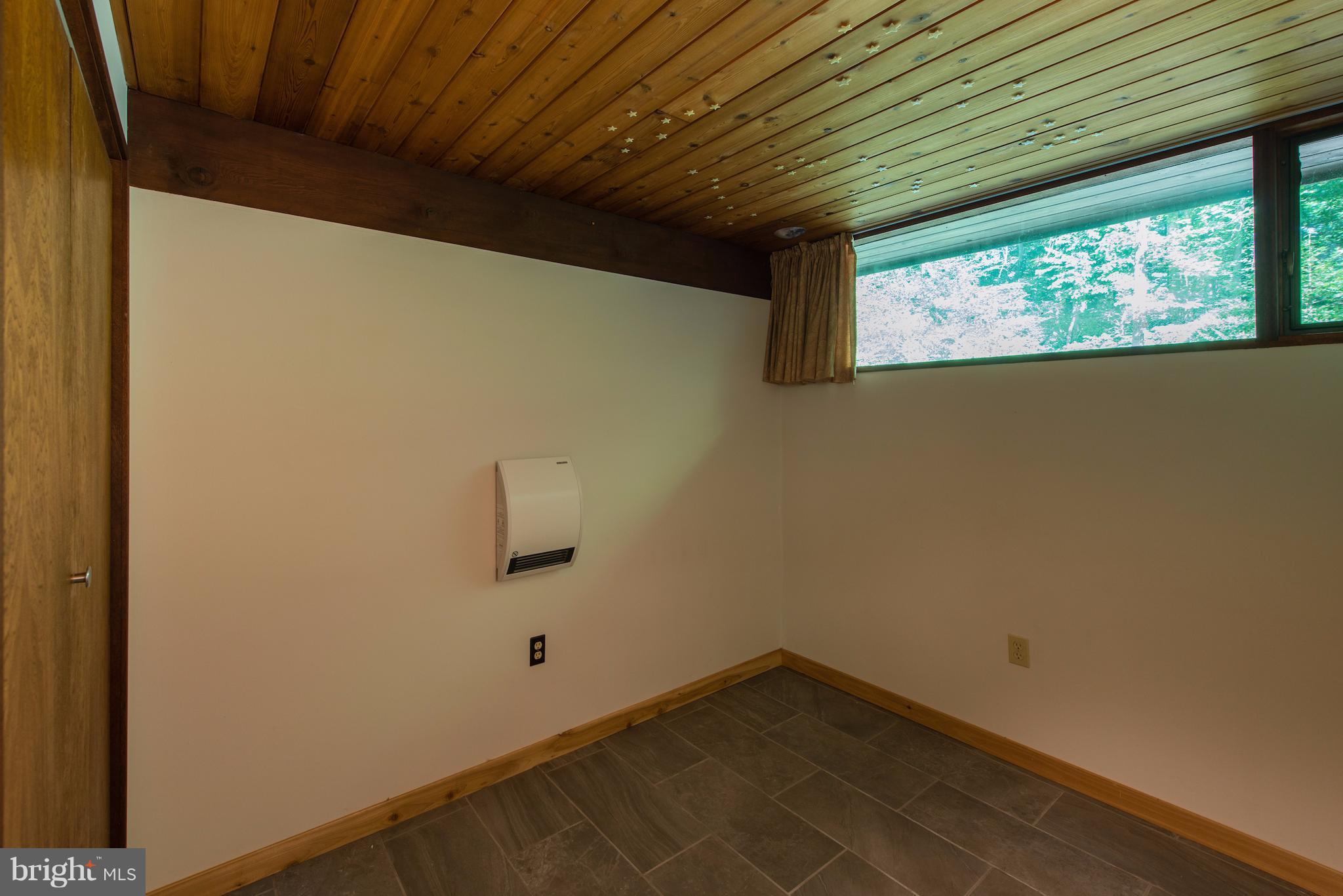 14710 Poplar Hill Road Accokeek, MD 20607 - Photo 21 of 28 Bedroom