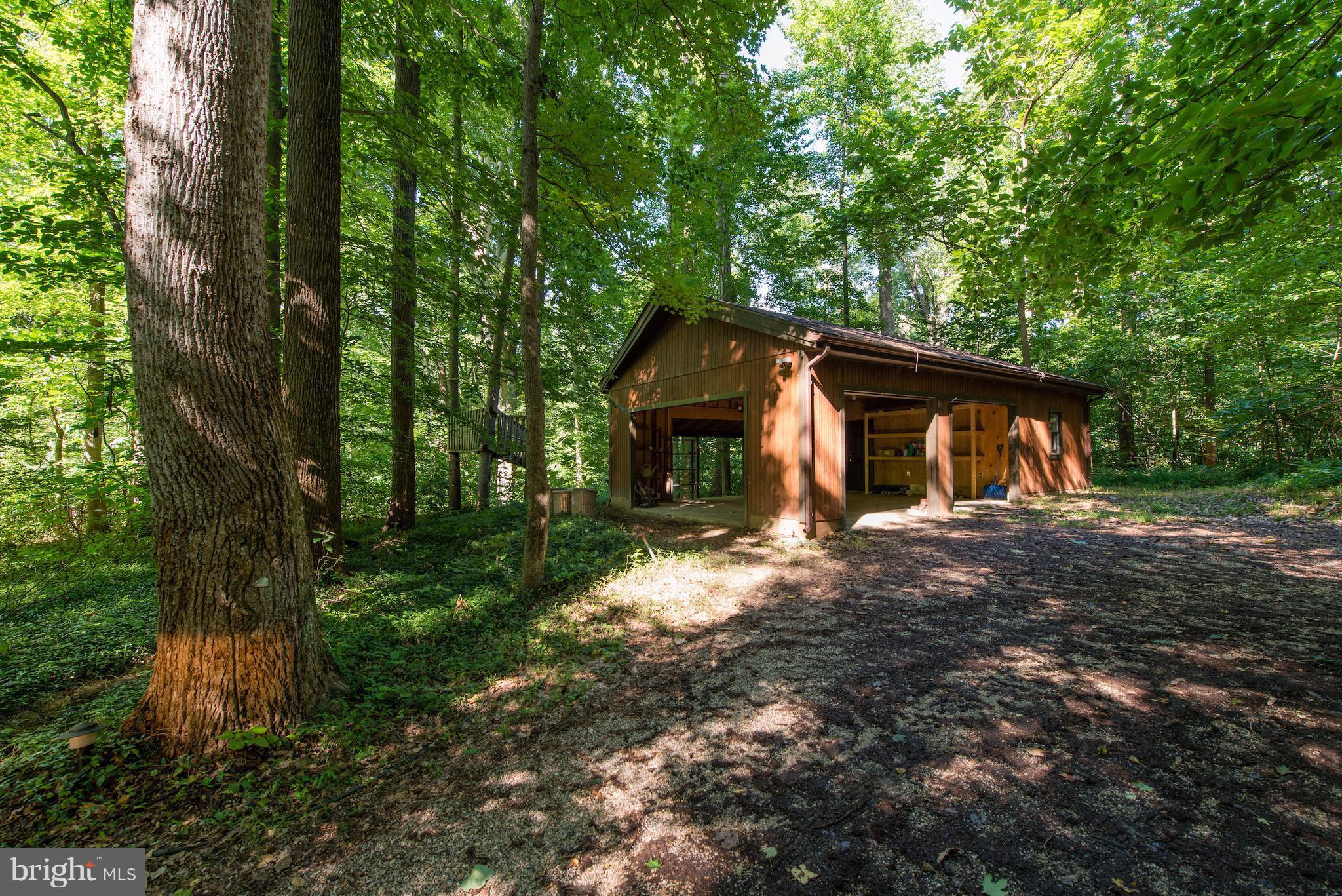14710 Poplar Hill Road Accokeek, MD 20607 - Photo 28 of 28 Garage