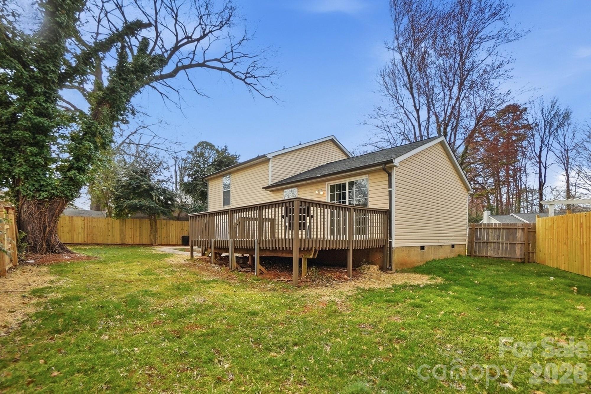 6621 Piney Path Road Charlotte, NC 28212 - Photo 32 of 36 a view of a house with a yard