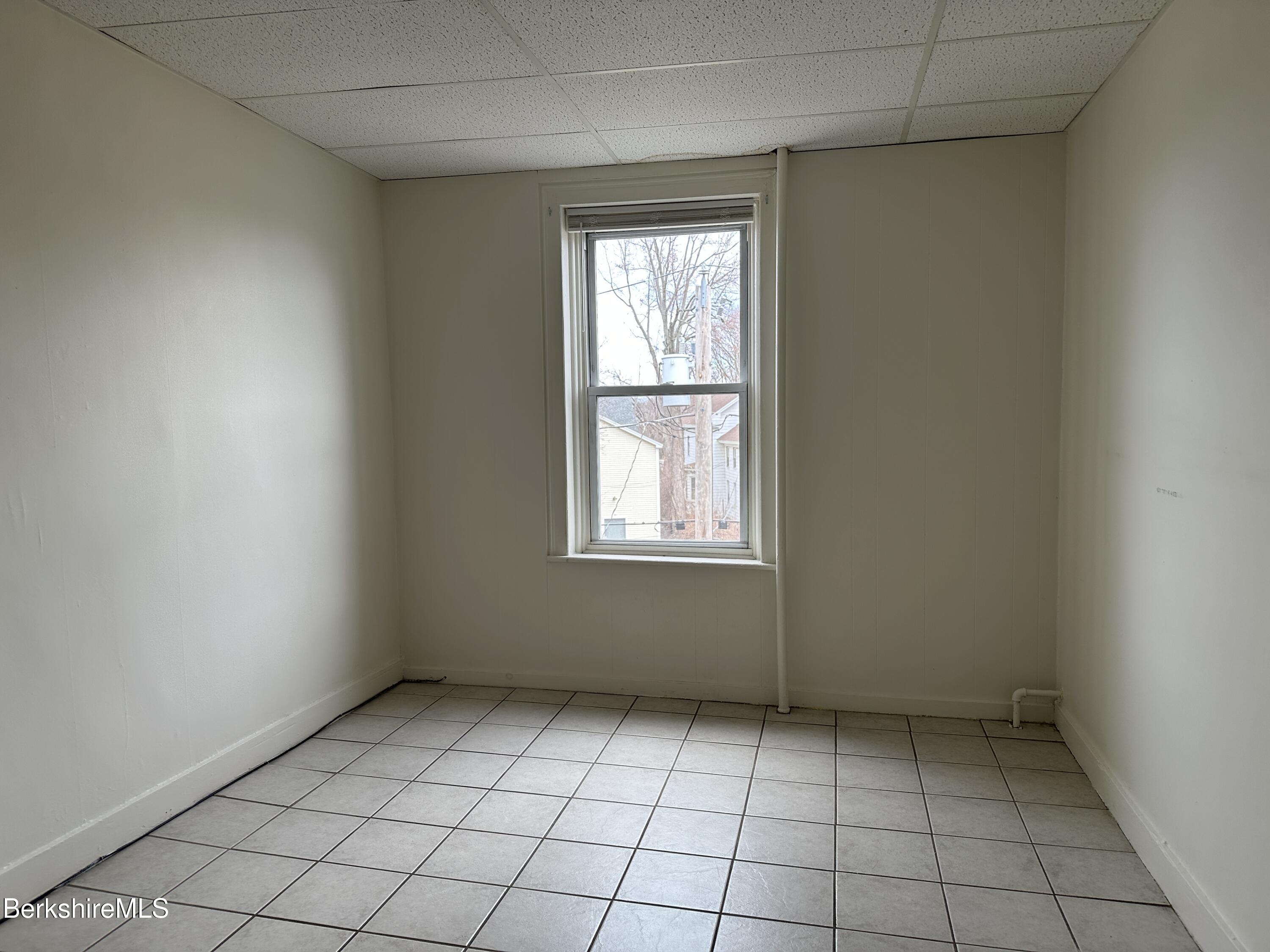 40 Reed Street Pittsfield, MA 01201 - Photo 22 of 28 46-3 Bedroom