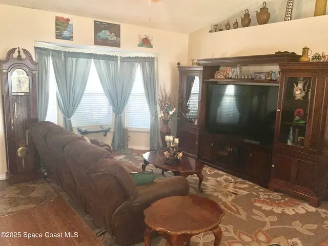 $405,000 | 249 Mcclain Drive, Melbourne, FL 32904