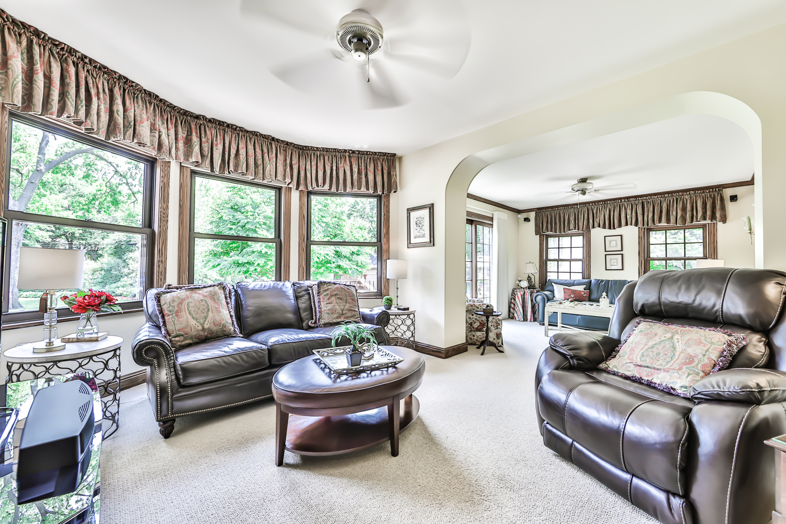 341 Downing Road Riverside, IL 60546 - Photo 14 of 49