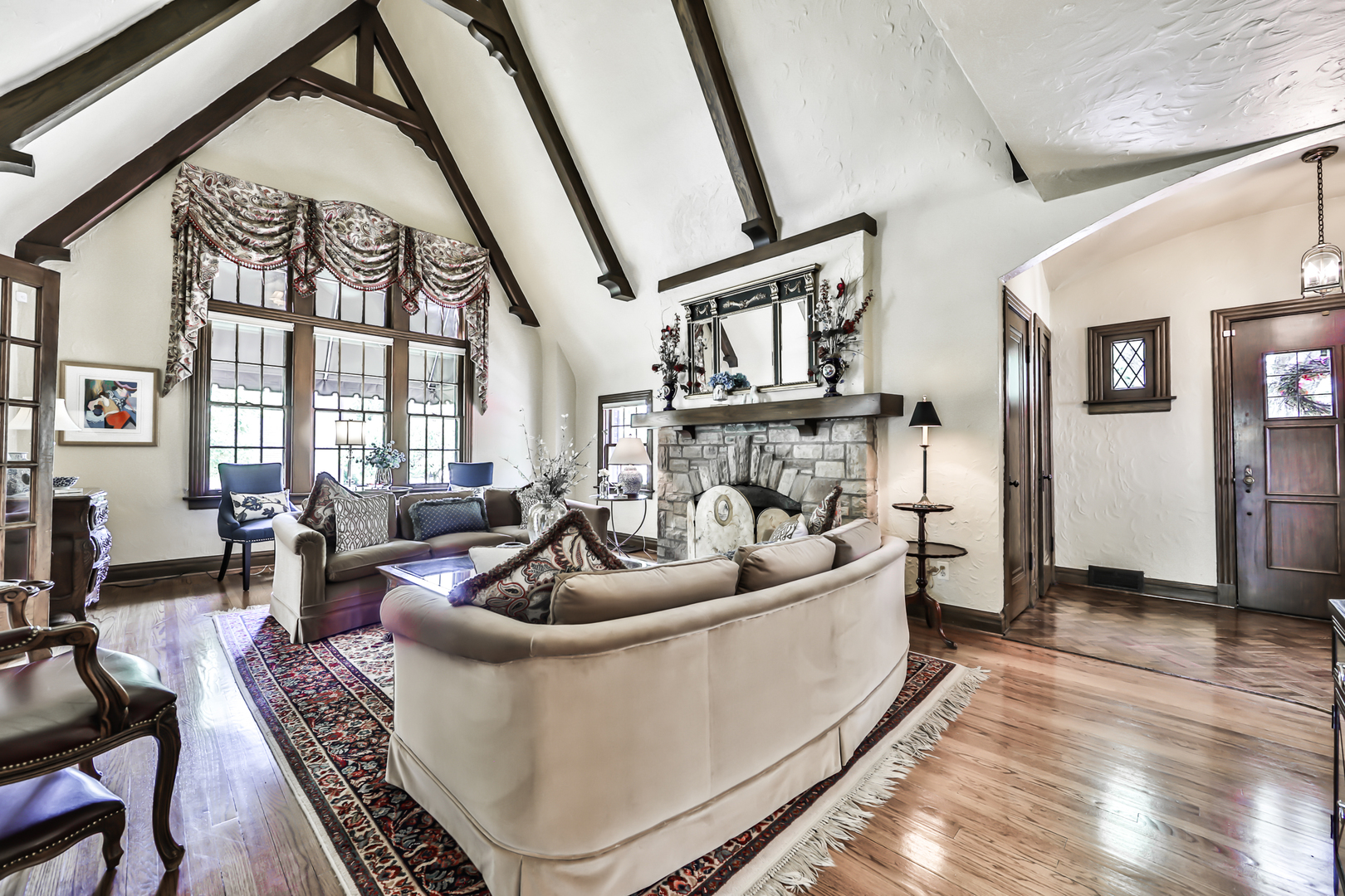 341 Downing Road Riverside, IL 60546 - Photo 9 of 49
