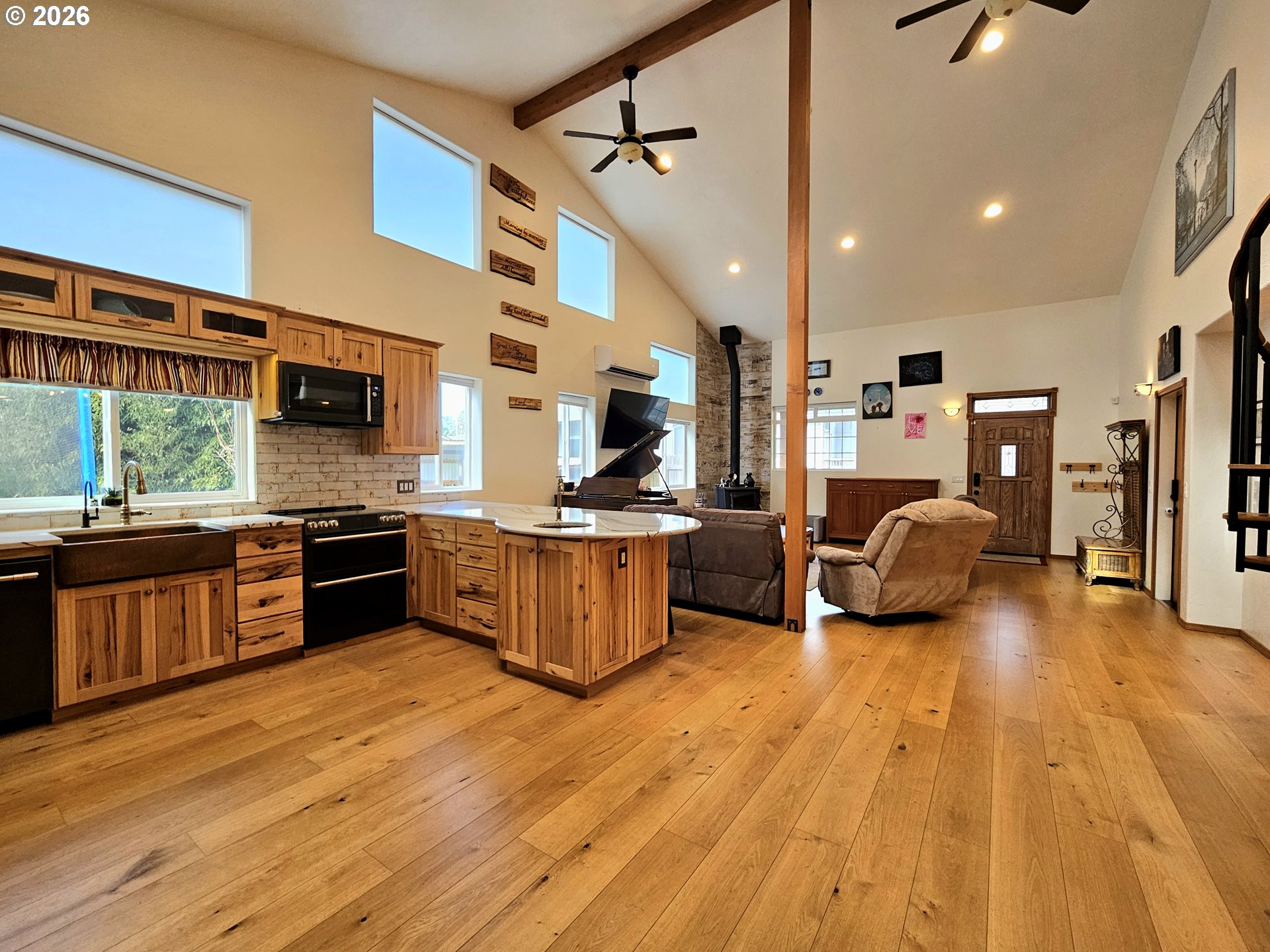 1006 Ruth Lane Brookings, OR 97415 - Photo 8 of 46 Gallery Image 8