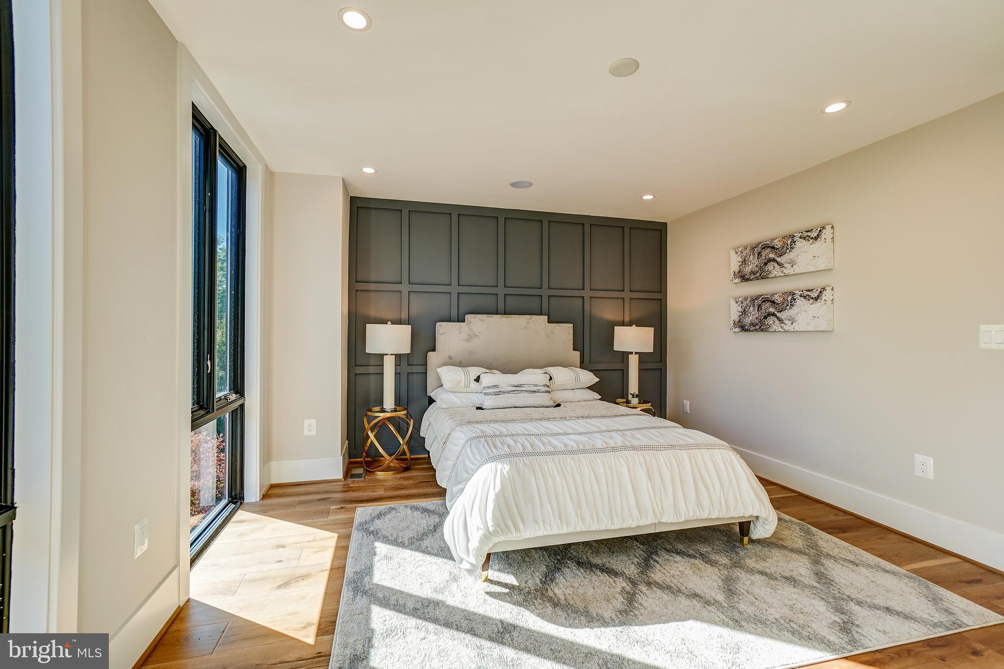 3615 S Street Northwest Washington, DC 20007 - Photo 27 of 48 Primary bedroom suite