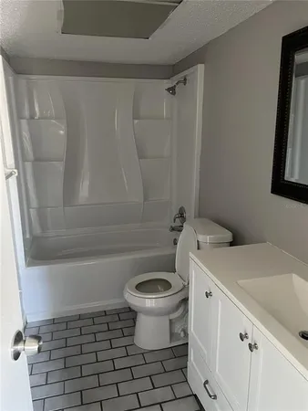 $1,550 | 4708 Christa Court, Unit 308, Tampa, FL 33614