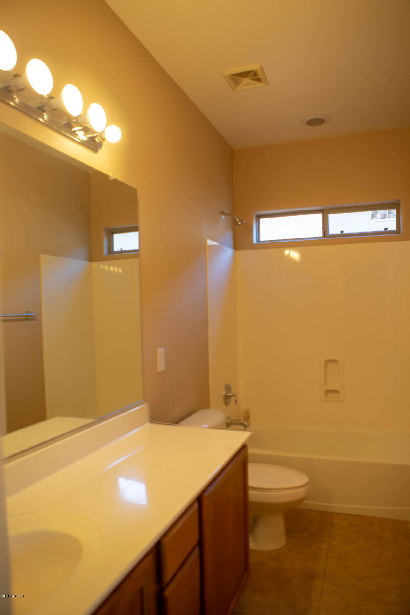 2320 West Mineral Road Phoenix, AZ 85041 - Photo 8 of 40 KY5A3978-HDR