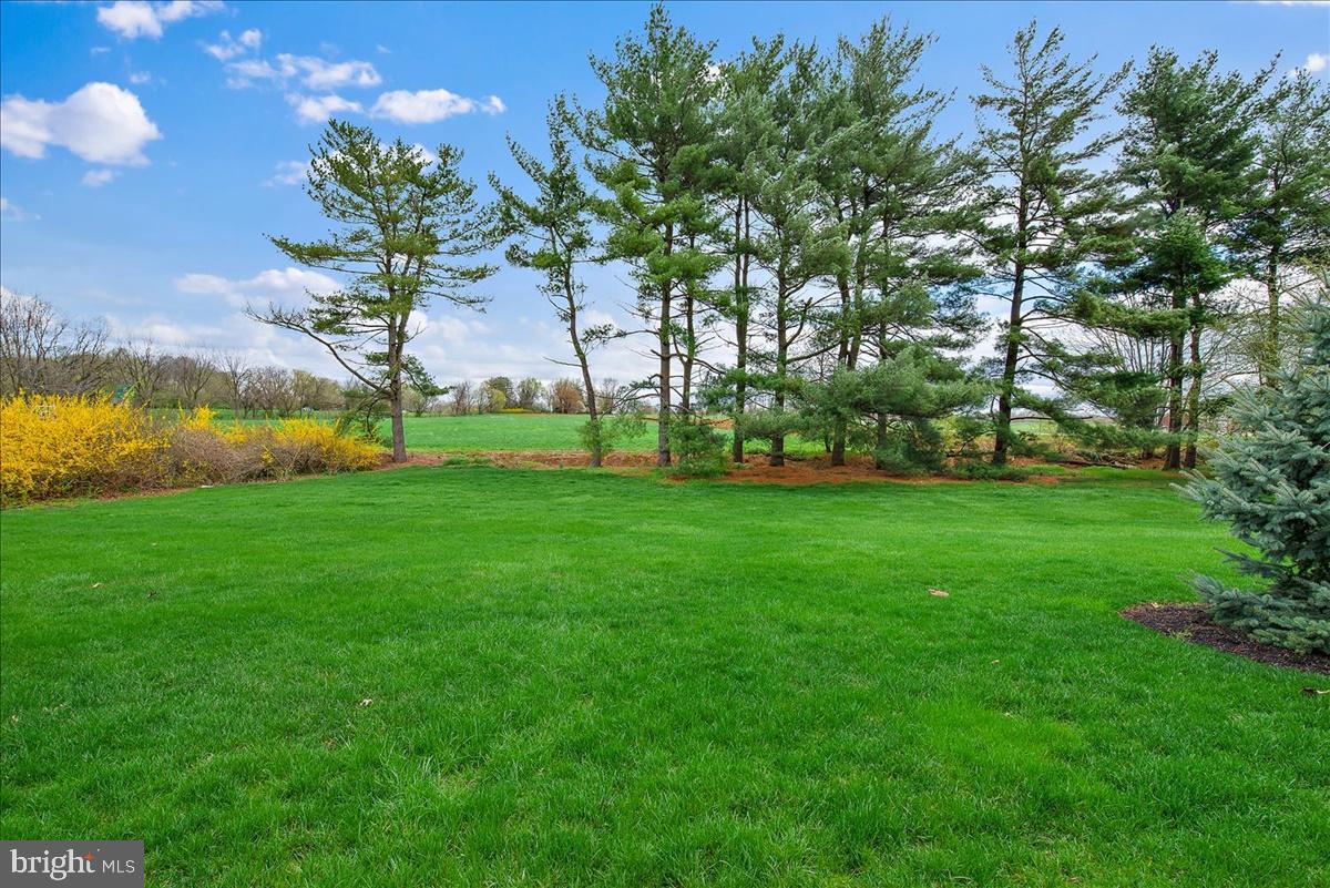 1280 Butterfield Road Lancaster, PA 17601 - Photo 28 of 29