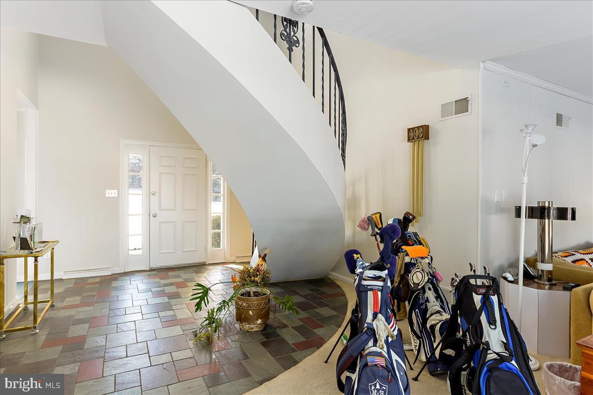 1280 Butterfield Road Lancaster, PA 17601 - Photo 5 of 29