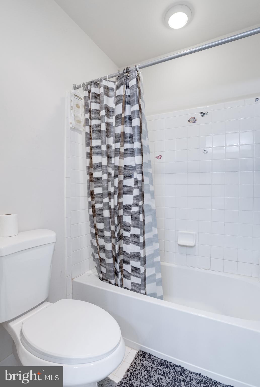 22471 Pine Ridge Court Ashburn, VA 20148 - Photo 13 of 43