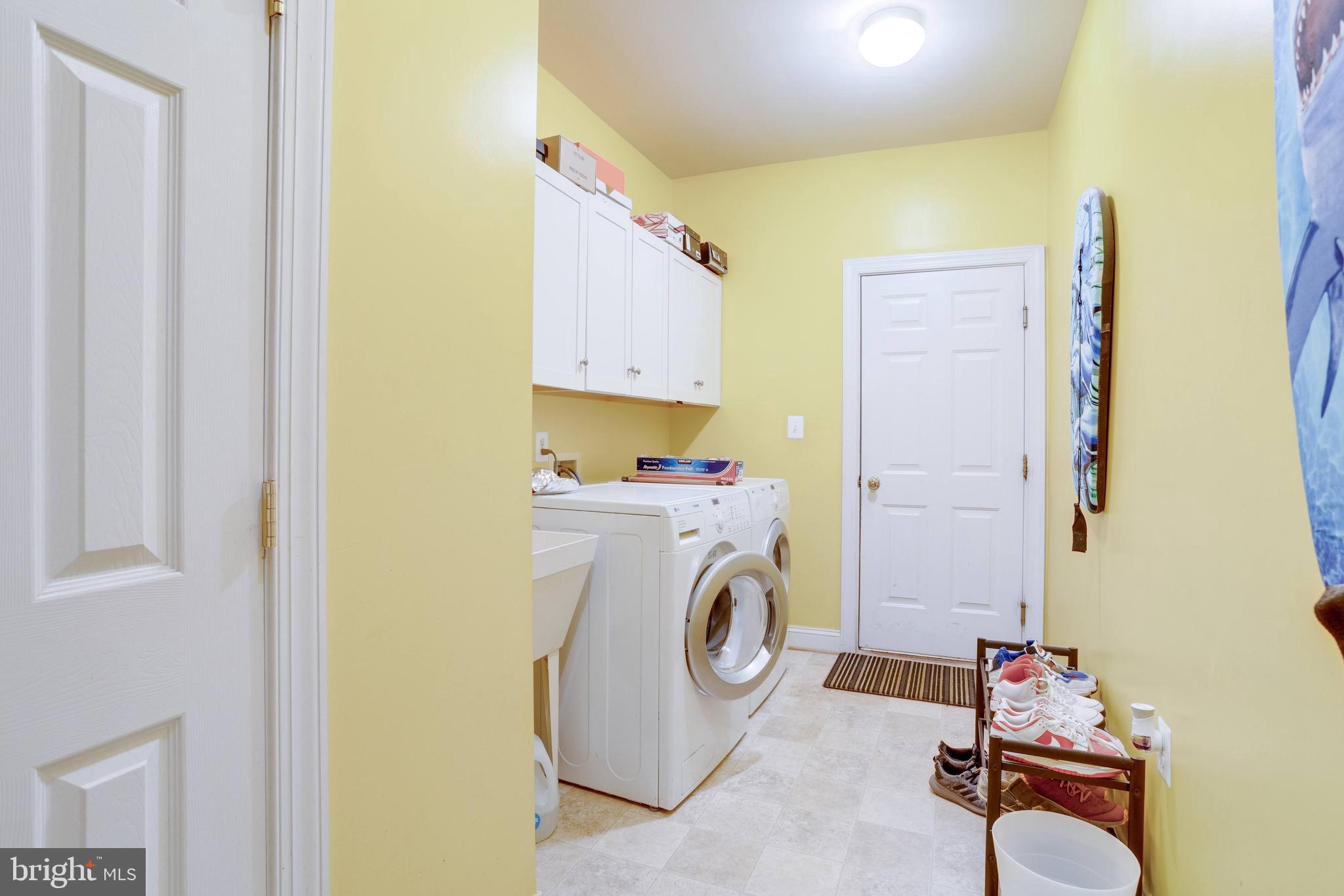 22471 Pine Ridge Court Ashburn, VA 20148 - Photo 34 of 43