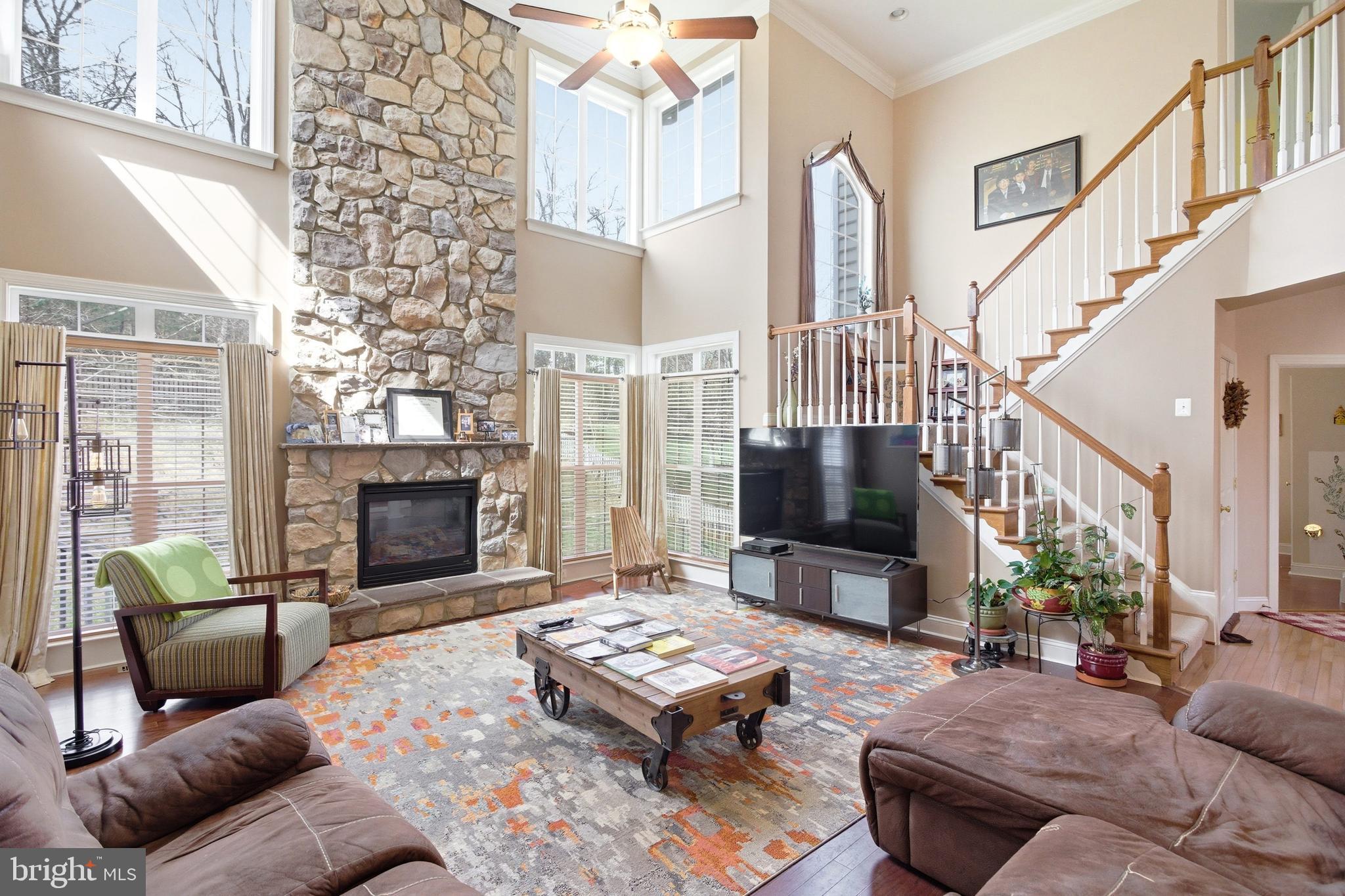 22471 Pine Ridge Court Ashburn, VA 20148 - Photo 5 of 43