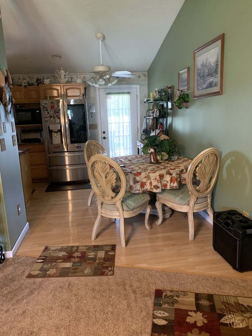 1015 South Locust Street Sesser, IL 62884 - Photo 11 of 20