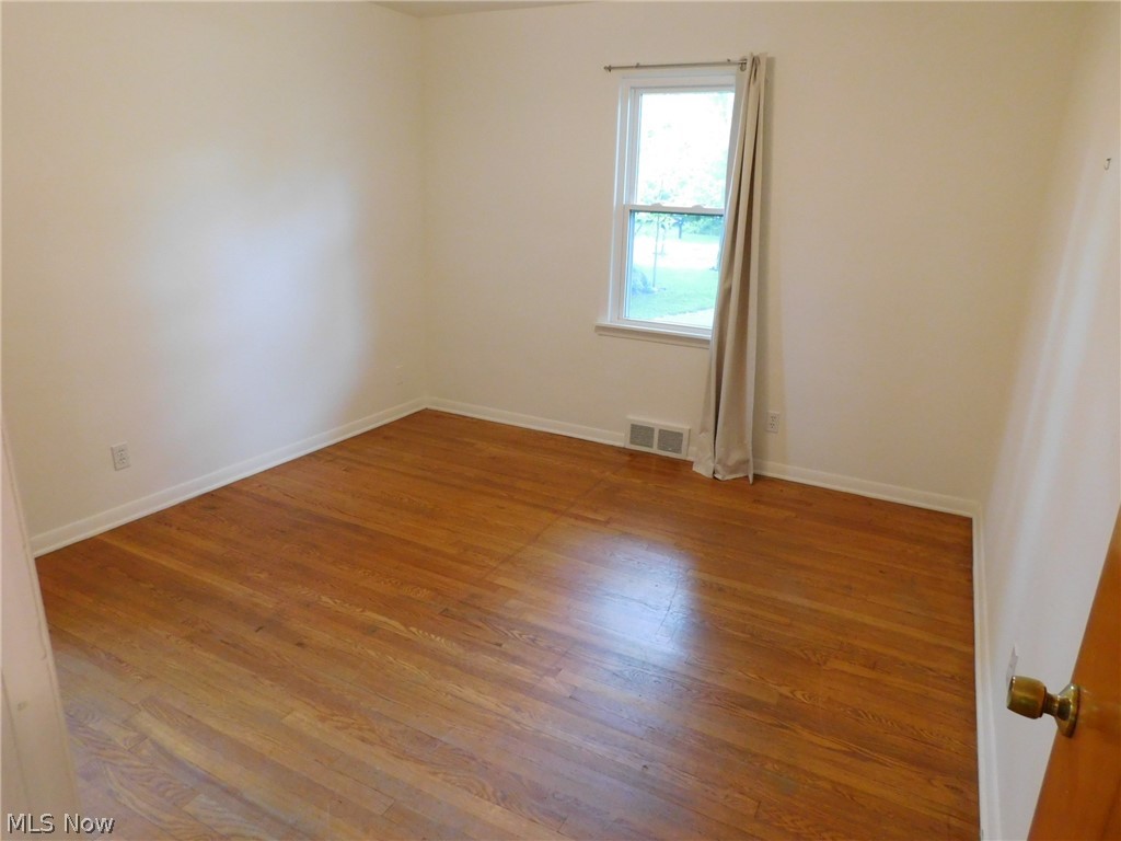 38927 Johnnycake Ridge Road Willoughby, OH 44094 - Photo 12 of 35 Gallery Image 12