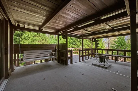 $344,900 | 3132 Lake Road, New Castle, PA 16102