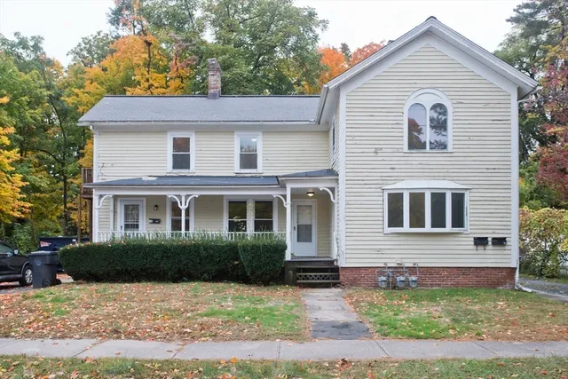 $1,785 | 18 Bates Street, Unit 2A | Wolfpit Meadows