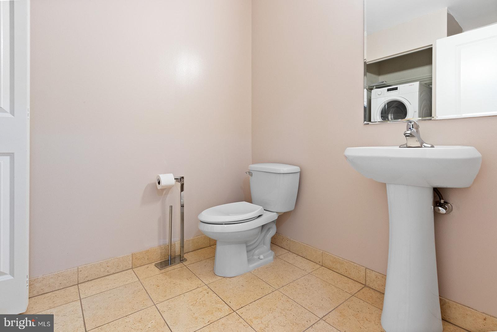 901 North Penn Street, Unit R708 Philadelphia, PA 19123 - Photo 27 of 41