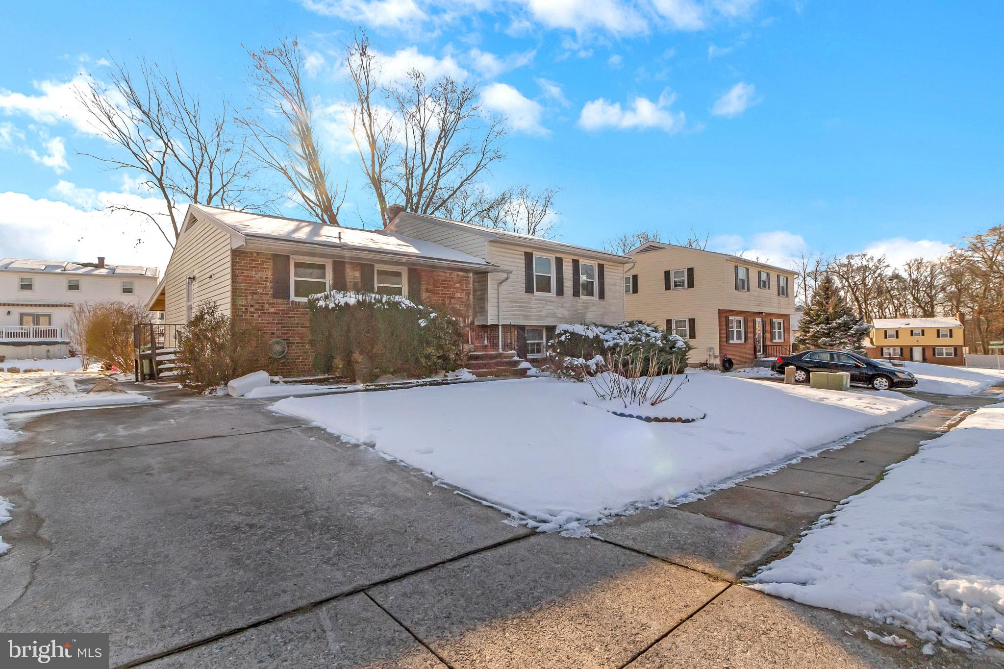 4705 Ebenezer Road Baltimore, MD 21236 - Photo 2 of 36