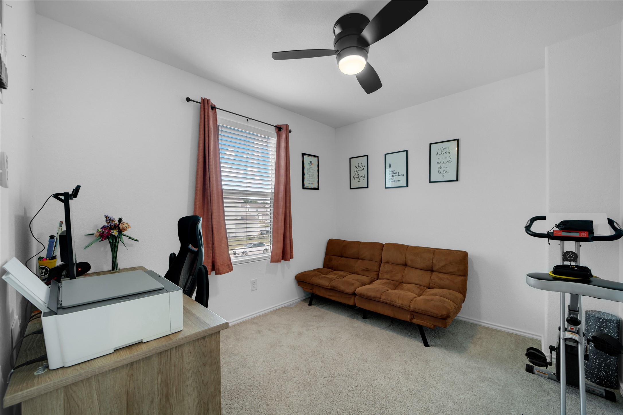 36 Trinity Circle Lockhart, TX 78644 - Photo 22 of 36 a living room with furniture and a window
