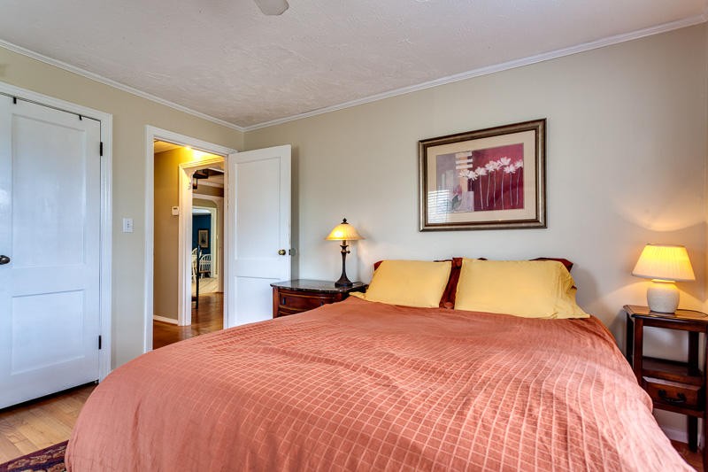5510 Ridgefield Road Knoxville, TN 37912 - Photo 9 of 32 Gallery Image 9