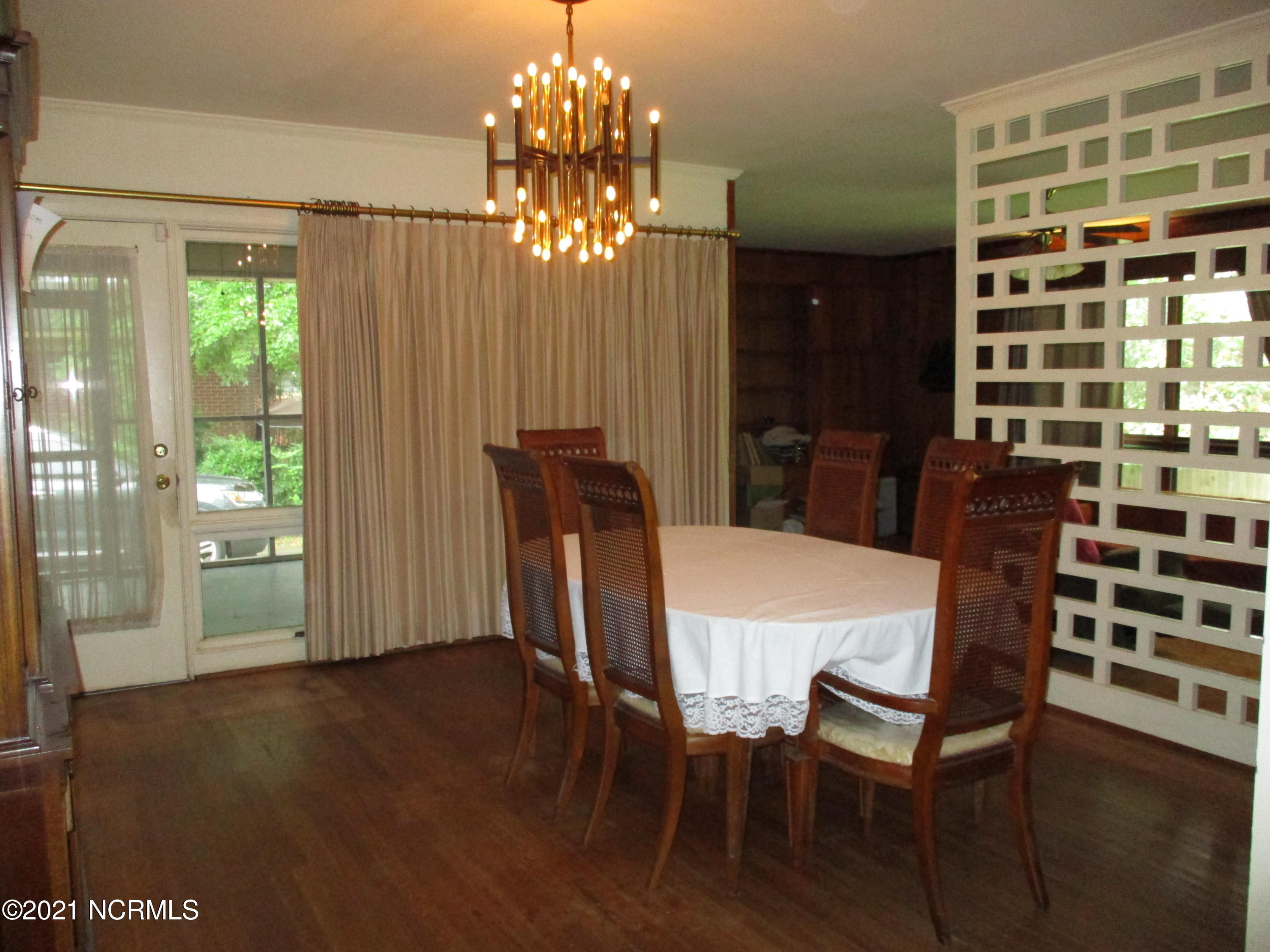504 Liberty Hill Road Kinston, NC 28501 - Photo 5 of 29 2021-07-21 08.36.36