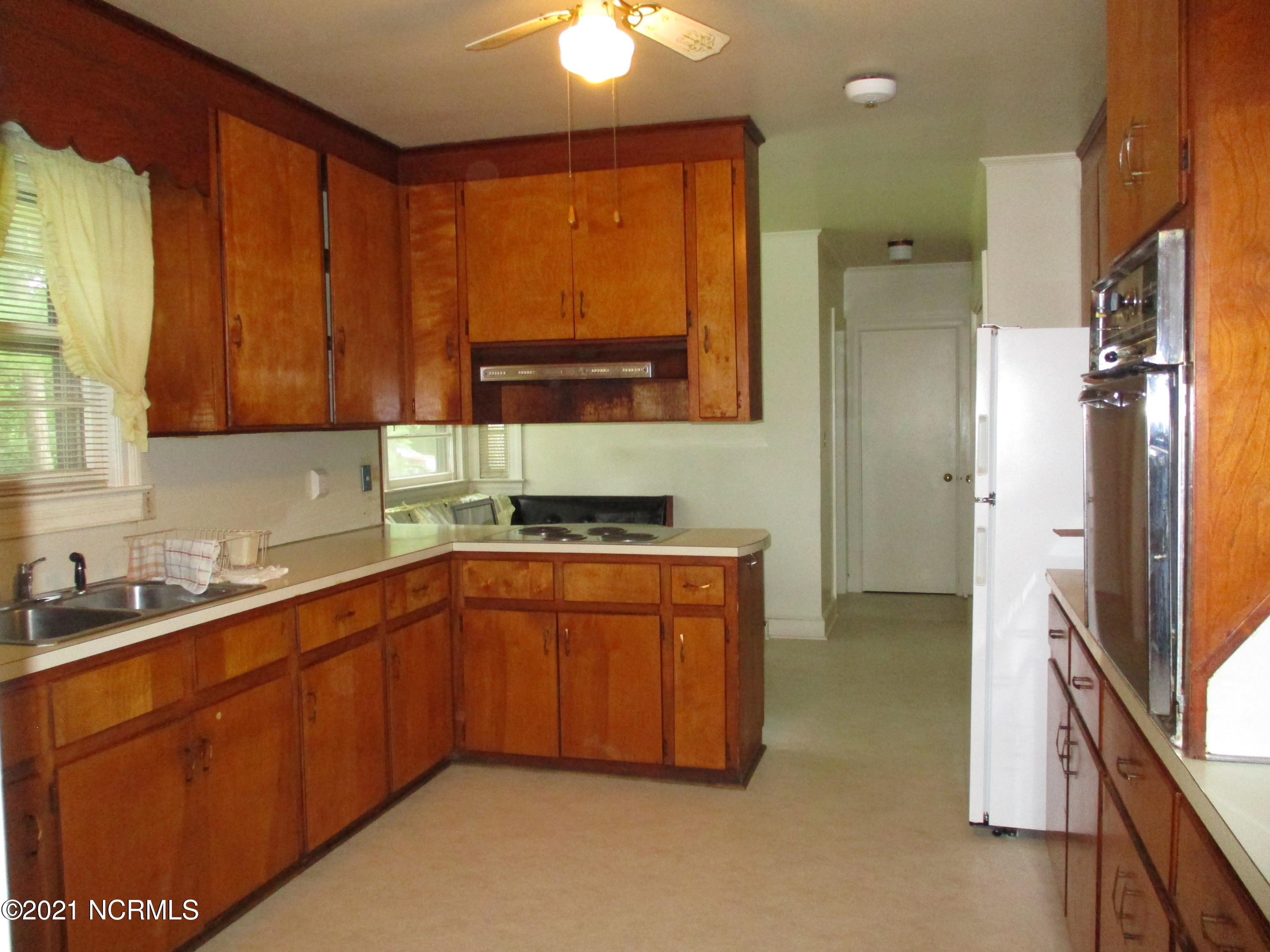 504 Liberty Hill Road Kinston, NC 28501 - Photo 10 of 29 2021-07-21 08.39.54