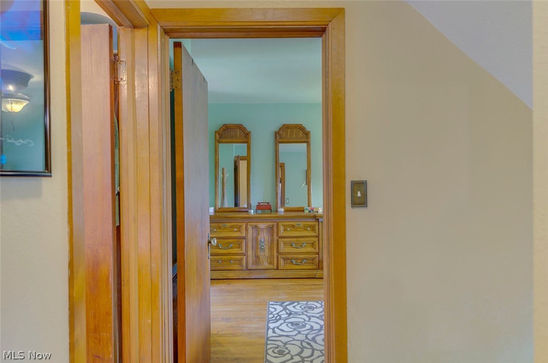351 Hillside Road Independence, OH 44131 - Photo 14 of 35