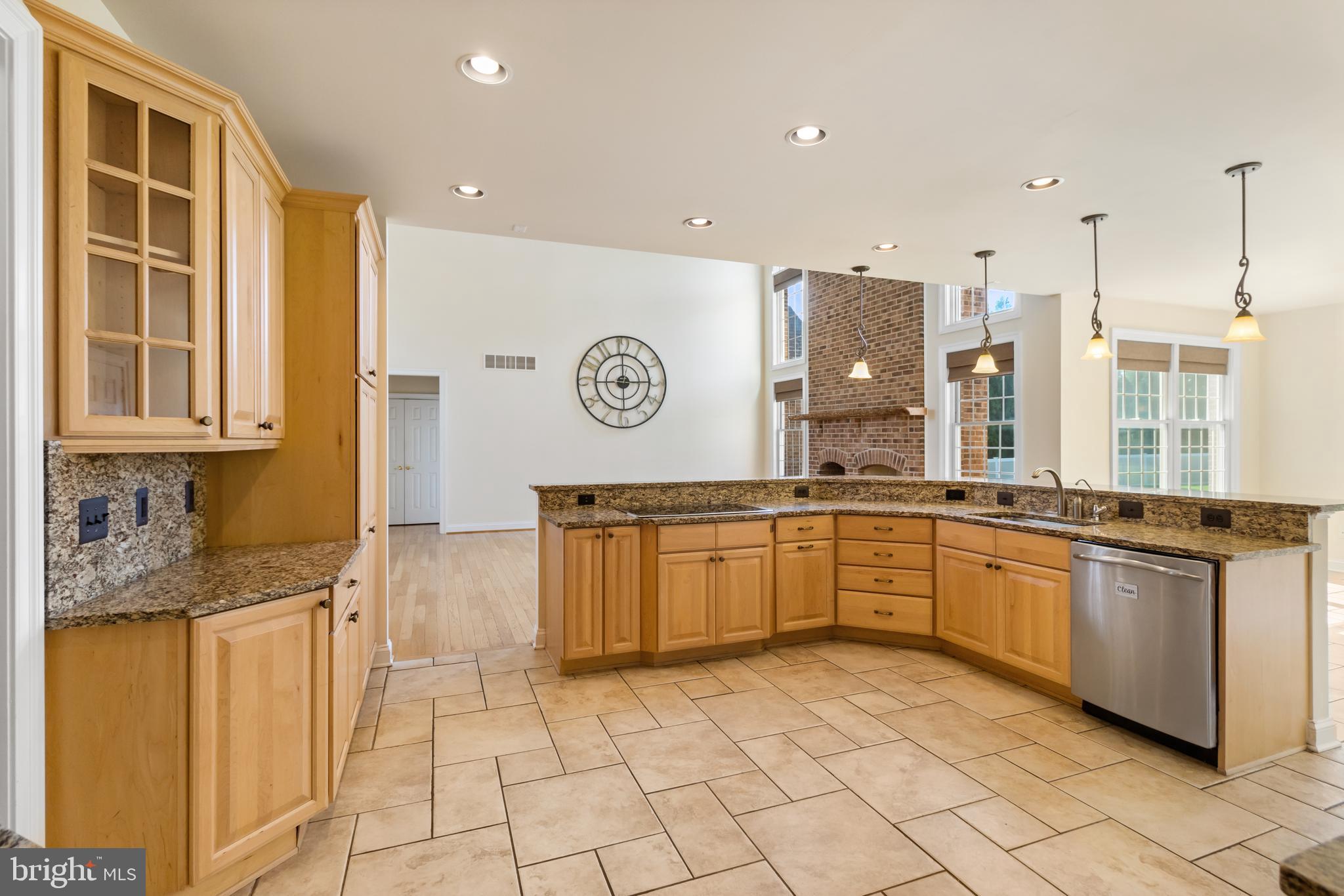 14389 Howard Road Dayton, MD 21036 - Photo 19 of 82 Kitchen