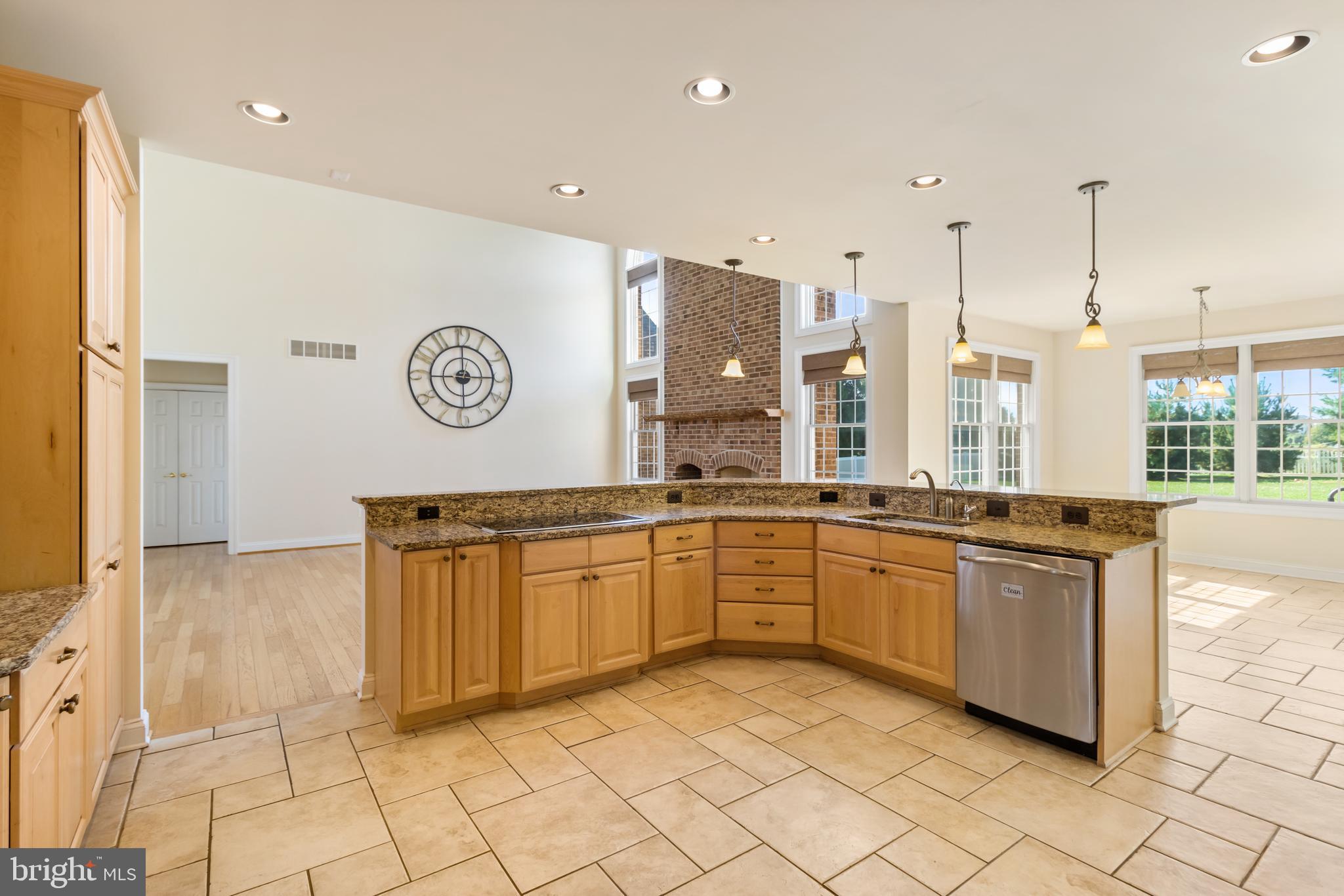 14389 Howard Road Dayton, MD 21036 - Photo 21 of 82 Kitchen