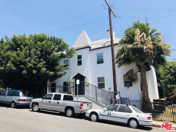 $1,395,000 | 1803 West Maryland Street, Los Angeles, CA 90057