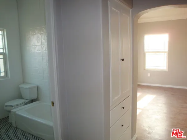 $1,395,000 | 1803 West Maryland Street, Los Angeles, CA 90057