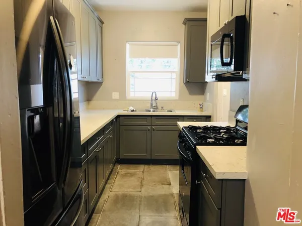 $1,395,000 | 1803 West Maryland Street, Los Angeles, CA 90057