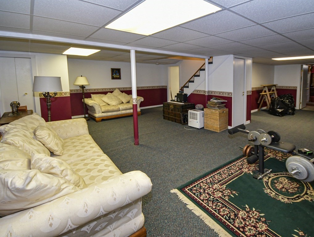 7 Woodman Road Amesbury, MA 01913 - Photo 25 of 36 Gallery Image 25