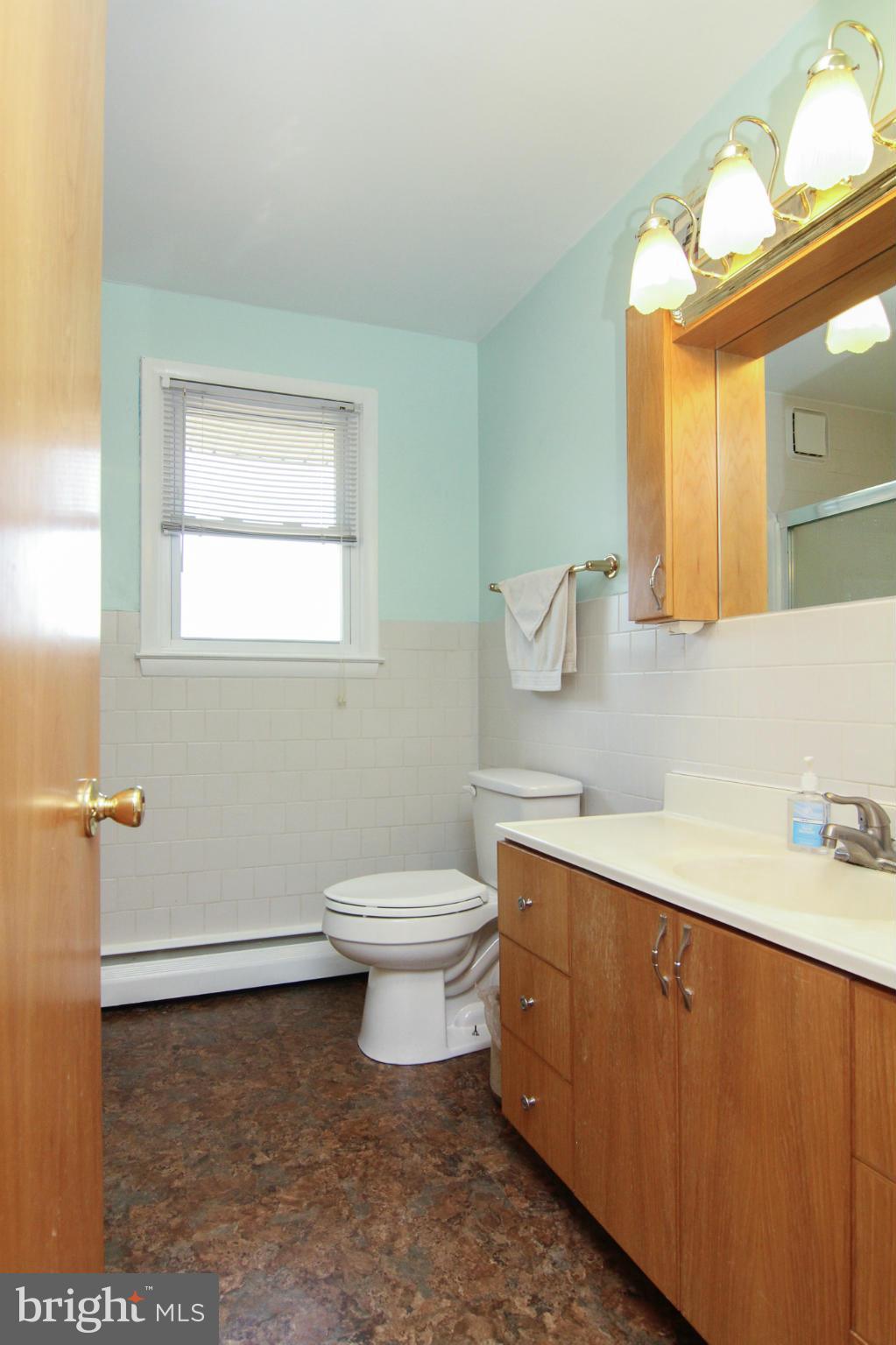 234 Hook Road Westminster, MD 21157 - Photo 18 of 26 Bath