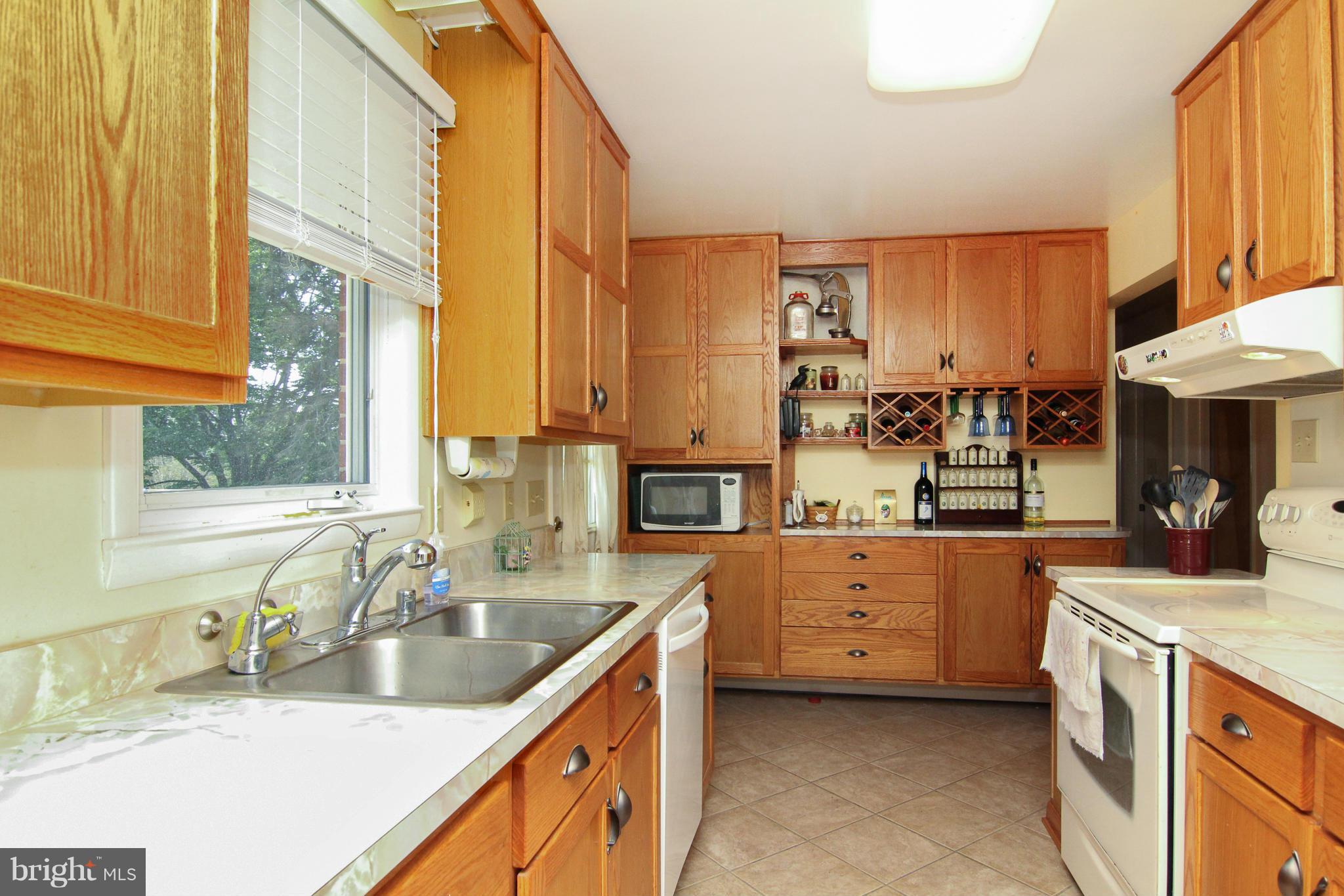 234 Hook Road Westminster, MD 21157 - Photo 9 of 26 Kitchen