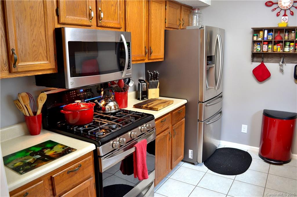 28 Camelfield Road, Unit 43 Weaverville, NC 28787 - Photo 17 of 24 Gallery Image 17