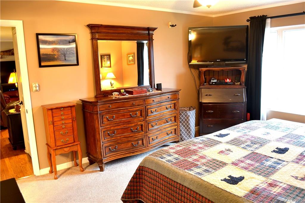 28 Camelfield Road, Unit 43 Weaverville, NC 28787 - Photo 10 of 24 Gallery Image 10