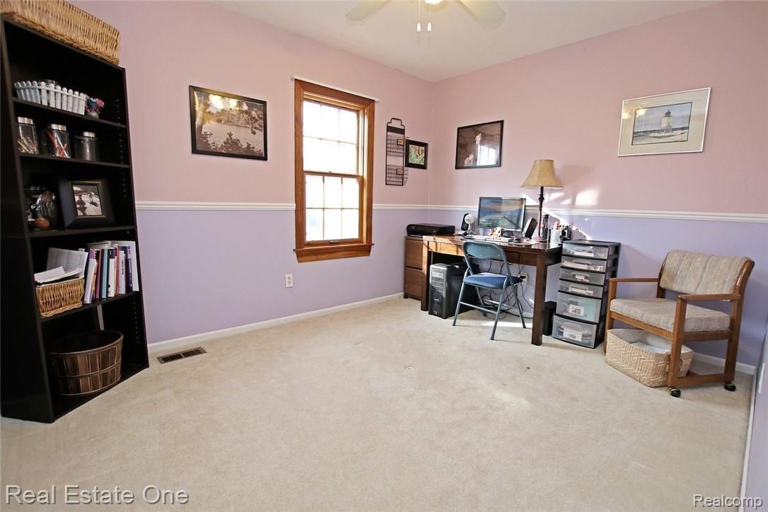 1345 East Fairview Lane Rochester, MI 48306 - Photo 34 of 58 34) Bedroom 2.jpg