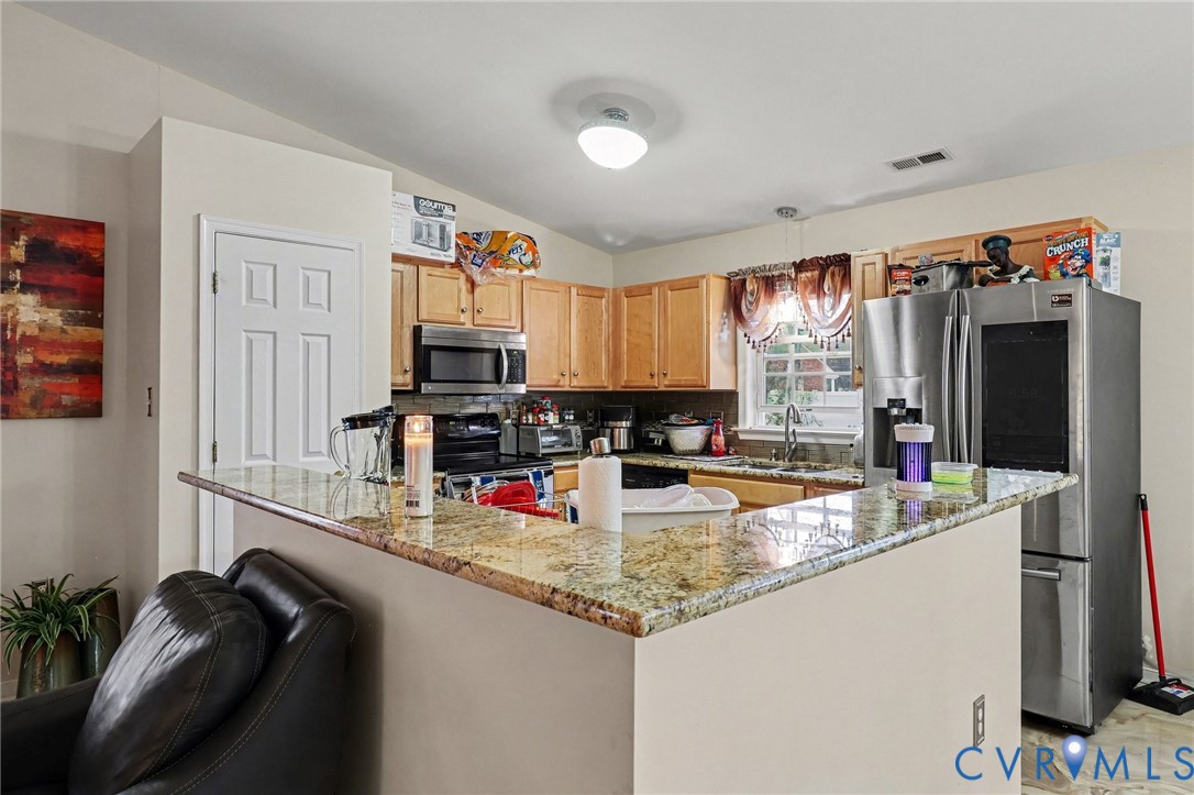 324 Casey Street Sandston, VA 23150 - Photo 10 of 24