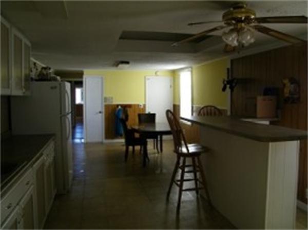 162 Central Street, Unit R383 Manchester, NH 03103 - Photo 3 of 12 Gallery Image 3