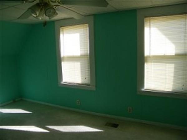 162 Central Street, Unit R383 Manchester, NH 03103 - Photo 9 of 12 Gallery Image 9