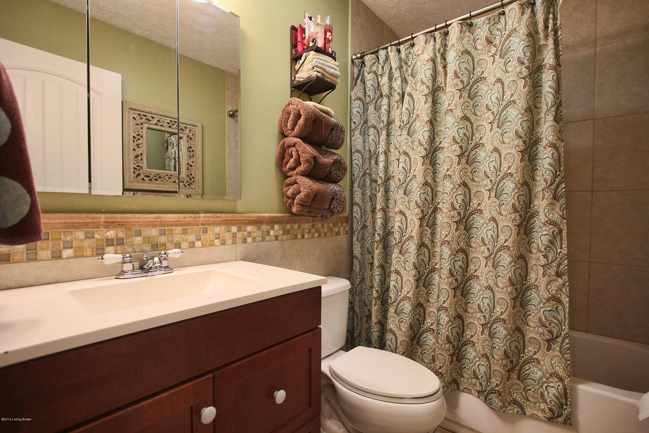 435 East Blue Jay Road Louisville, KY 40229 - Photo 25 of 42 23