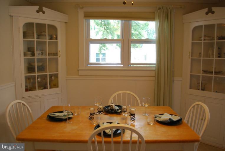 1153 Seneca Road Middle River, MD 21220 - Photo 22 of 30 Dining Room